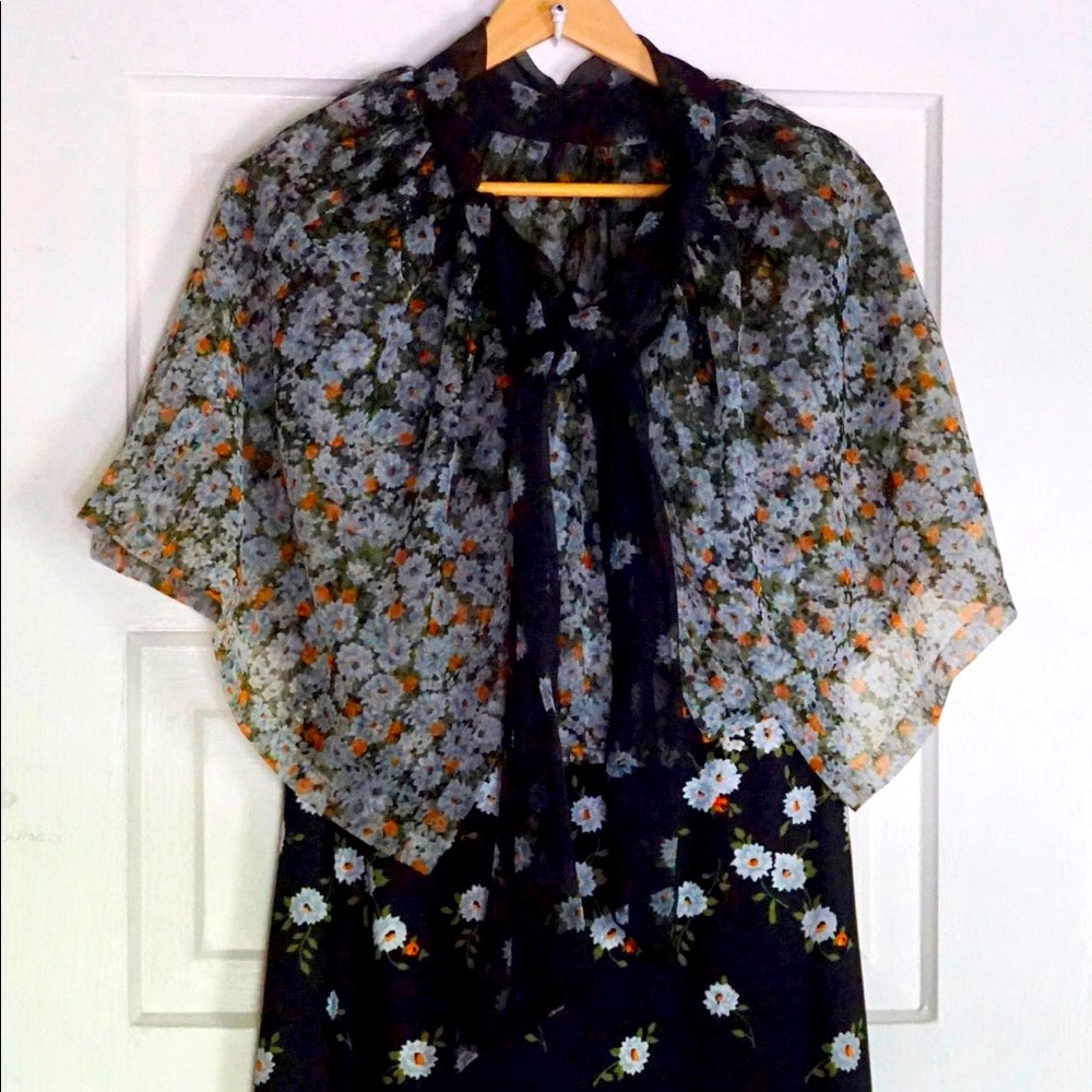 Vintage Floor-Length Dress with Cape - M/L